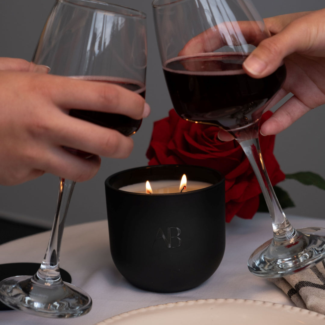 Black Oudh 340g Candle