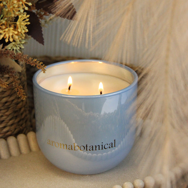 Woman 310g Candle